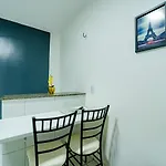 Apartamento Flat C Wi-fi E Smart Tv Perto Do Aeroporto